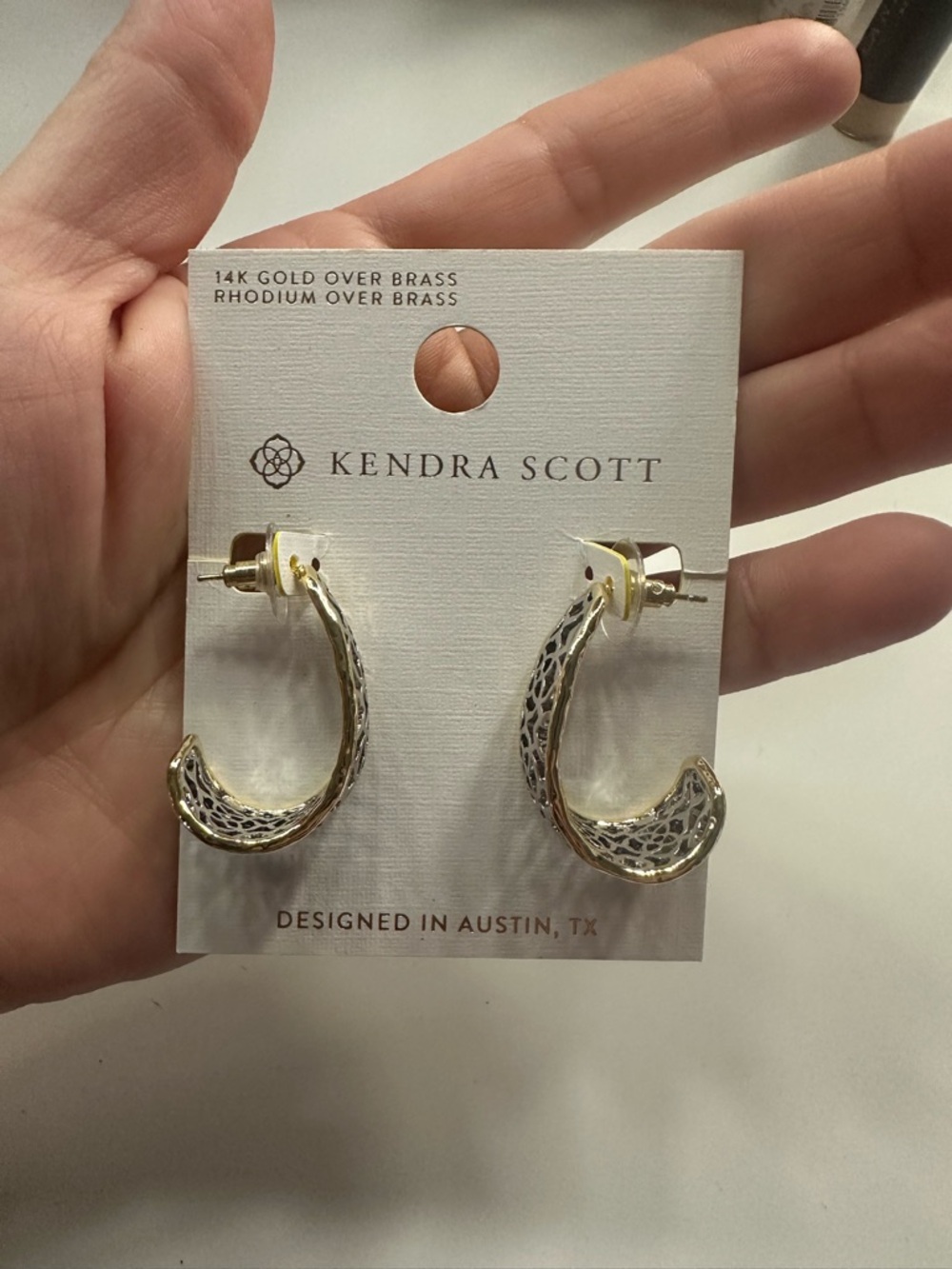 Kendra Scott Two-Tone Textured Hoop Earrings - Gold & Silver - Picture 2 of 3